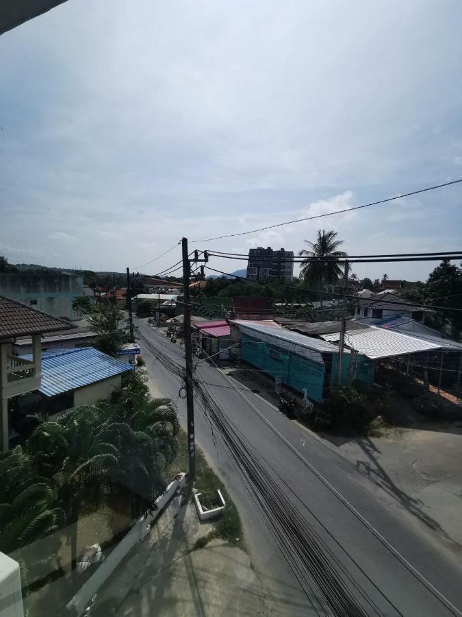 The Chu Cafe / Guesthouse Nai Harn Eksteriør billede